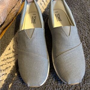 TOMS Women’s Tennis Shoe